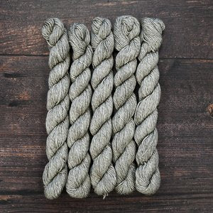 Type 49168M - Tibetan 4ply Mini - 25 x 20grm Hanks