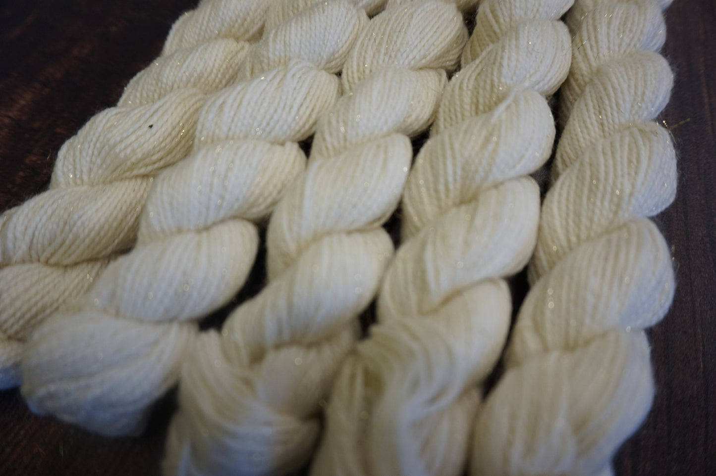 Type 49144M - Gold Sparkle Minis - 25 x 20grm Hanks