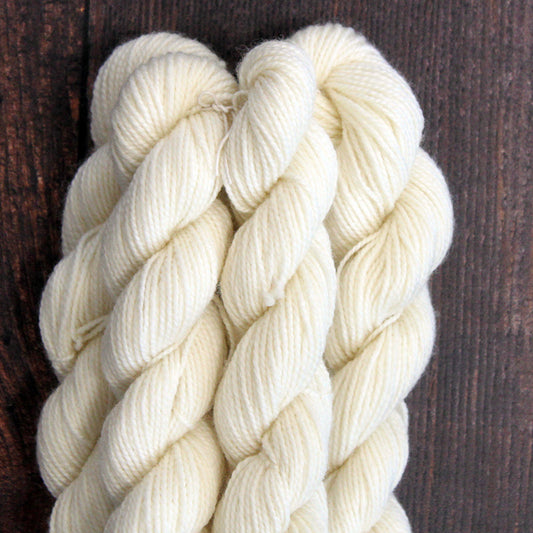 Type 49146M - Sheila's Sock HT Minis - 25 x 20grm Hanks