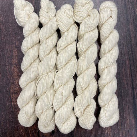 Type 49180m - Non Superwash 4ply - 25 x 20grm Hanks